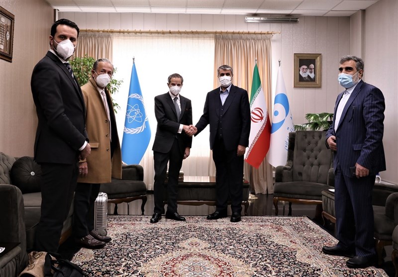 رئیس سازمان انرژی اتمی: سفر رافائل گروسی به تهران ‌در راستای تعامل متقابل بود/ اجازه اتهام‌زنی را به ‌صهیونیست‌ها نمی‌دهیم