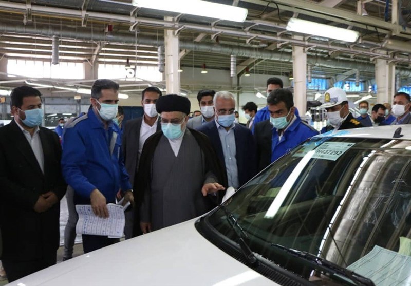 رئیس کل دادگستری استان فارس به محل دپوی ایران‌خودرو شیراز رفت/ 2637 خودرو تحویل مشتریان شد