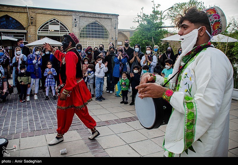 نوای حاجی فیروز و عمو نوروز در شیراز