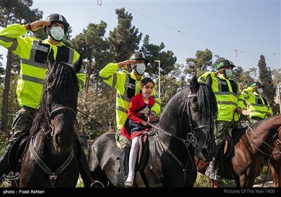 رژه یگان اسب سوار نیروی انتظامی 
