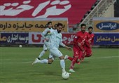 لیگ برتر فوتبال| آلومینیوم و تراکتور با تساوی راهی رختکن شدند