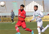 لیگ برتر فوتبال| رحمتی، آلومینیوم را با پیروزی آشتی داد/ تراکتور خیال برد ندارد