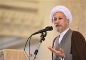 امام جمعه شیراز: تولید را به عنوان یک وظیفه ملی و اجتماعی رشد دهیم/ اصناف و بازاریان از احتکار جلوگیری کنند