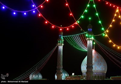 مسجد مقدس جمکران در شب نیمه شعبان