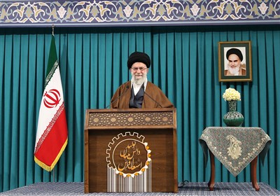 امام خامنه‌ای: امروز مسئله اصلی مسئولان کشور اقتصاد است 