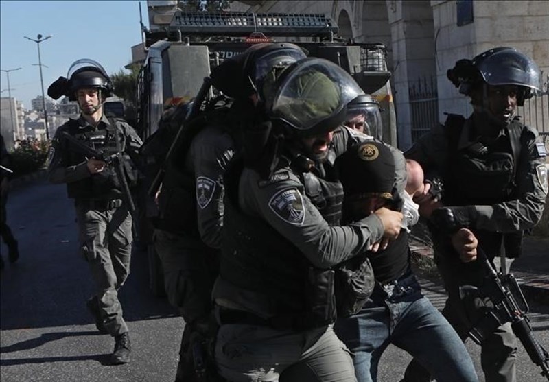 At Least 20 Palestinians Injured in Israeli Forces’ Attack on Worshipers in Al-Quds