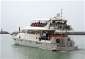 گشت‌های دریایی برای مسافران در سواحل بوشهر راه‌اندازی شد