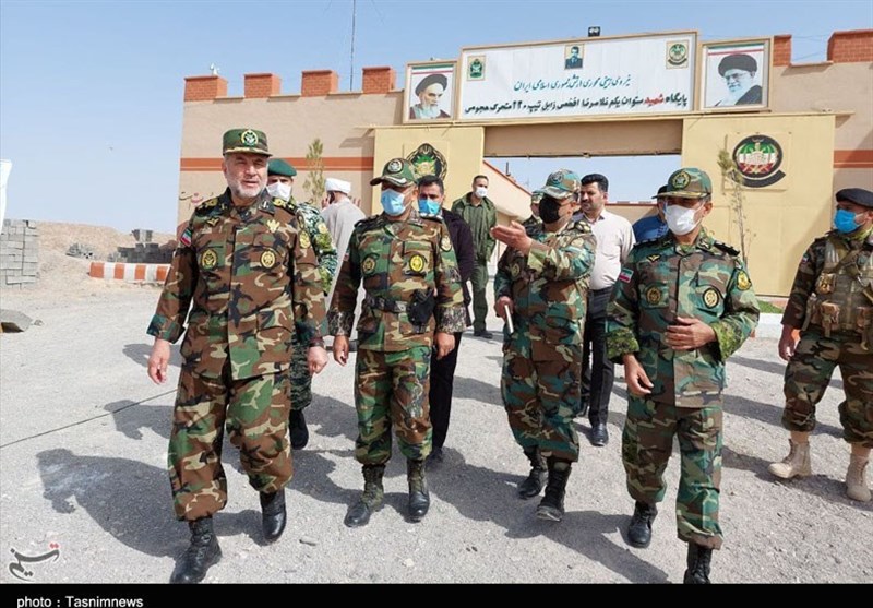 تبریک نوروزی فرمانده نیروی زمینی ارتش به مرزبانان غیور در نقطه صفر مرزی شرق کشور + تصاویر