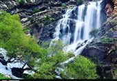 آبشار نوژیان بهشتی در سرزمین آبشارها/ جایی بکر و دیدنی بر بلندای قله تاف+ تصاویر