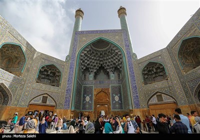 میراث فرهنگی اصفهان: تَرک‌های مسجد جامع ربطی به فرونشست ندارد