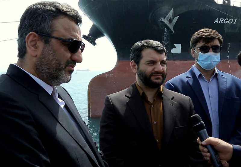 ناوگان نفتکش ایران توسعه می یابد/ افزایش دو برابری حمل نفت و فرآورده های نفتی طی 4 ماه گذشته