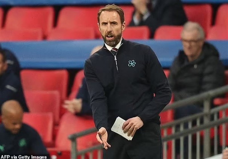 England Coach Southgate Watches Iran-Senegal Match