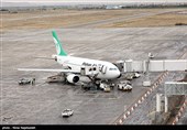 باز هم فرودگاه مشهد، باز هم ترکیدگی لاستیک هواپیما/ سازمان هواپیمایی: فرودگاه مشهد گواهینامه فرودگاهی ندارد