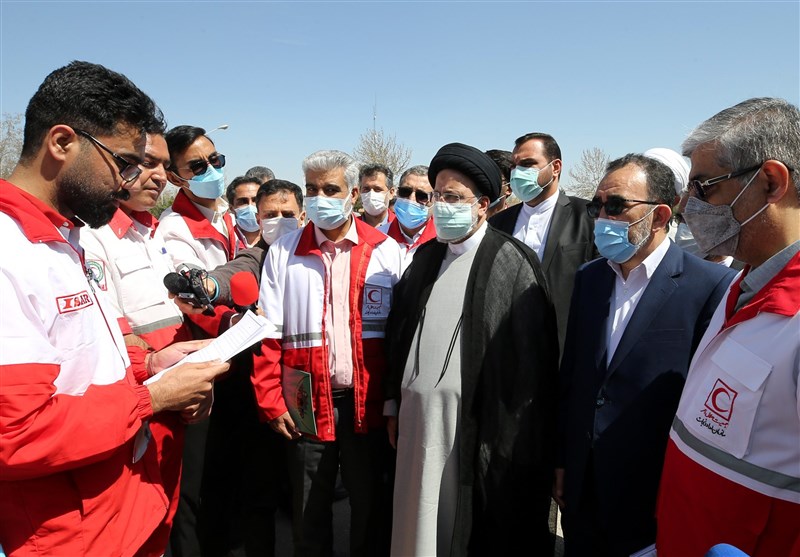 رئیس‌جمهور از پایگاه پشتیبانی و عملیات هلال احمر خراسان رضوی بازدید کرد