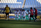 لیگ برتر فوتبال| برتری فولاد مقابل نساجی در 45 دقیقه اول