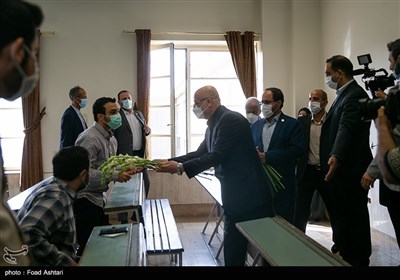  حضور محمد‌علی زلفی‌گل وزیر علوم، تحقیقات و فناوری در مراسم استقبال از دانشجویان دانشگاه تهران همزمان با ازسرگیری آموزش حضوری