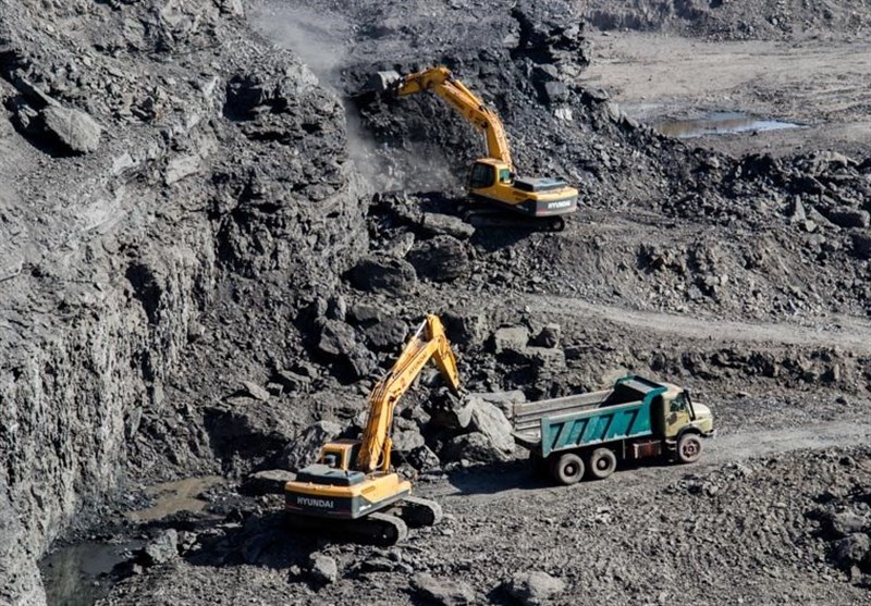 انتقاد معدنکاران از شرایط جدید واردات ماشین آلات معدنی/ شیوه نامه جدید مشکلات خودساخته قبلی معدن را تشدید می‌کند