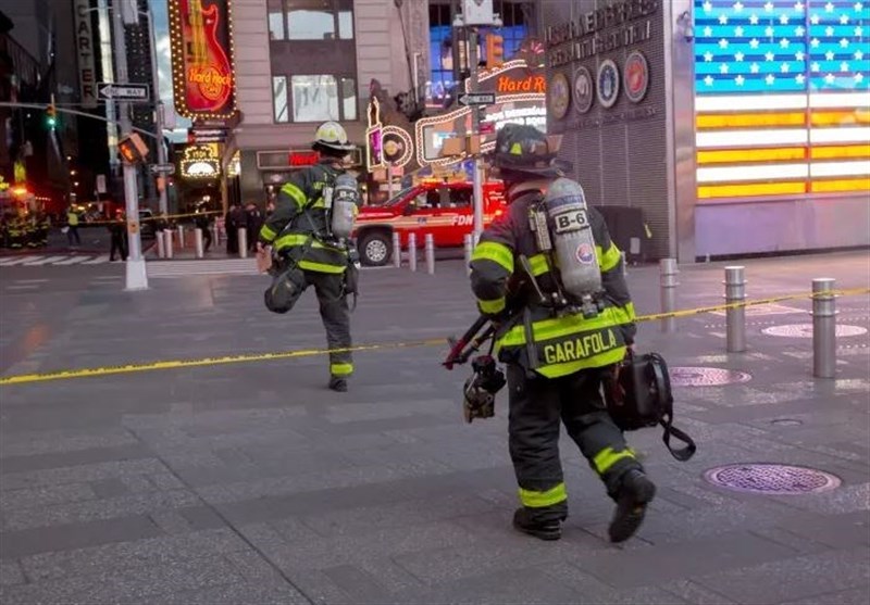 Manhole Explosion Causes Chaos in New York’s Times Square (+Video)