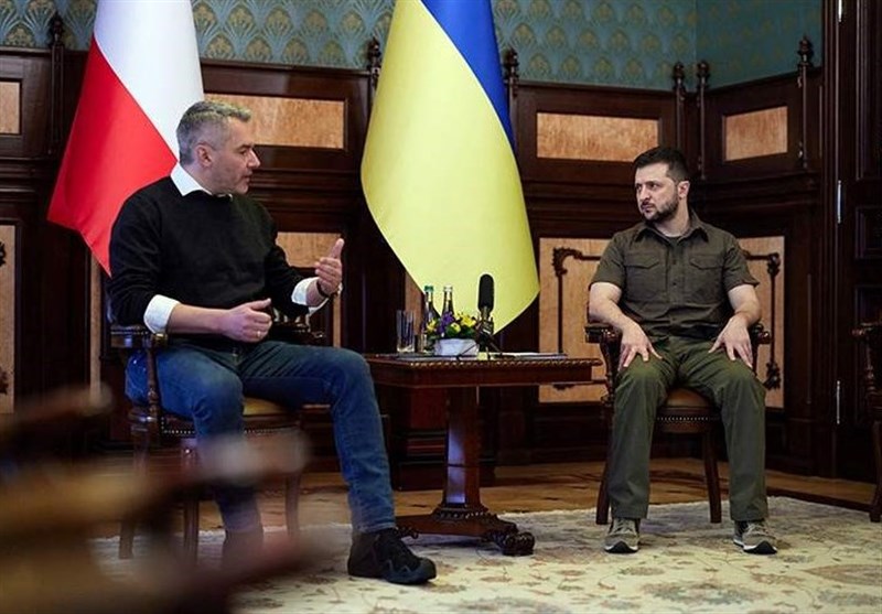 پوشش زنده تحولات اوکراین| صدراعظم اتریش زلنسکی را در جریان مذاکرات خود با پوتین قرار داد/ توافق بایدن و جانسون درباره ادامه فشارها بر روسیه