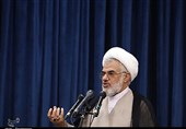 امام جمعه بندرعباس: دشمنان به دنبال بحران آفرینی در ایران هستند