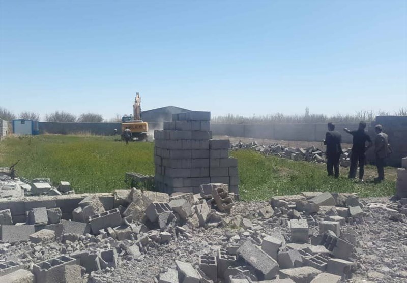 169 بنای غیر مجاز در اراضی کشاورزی ارومیه تخریب شد