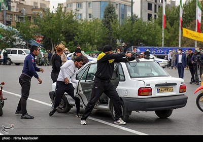 رژه روز ارتش جمهوری اسلامی ایران در مشهد 