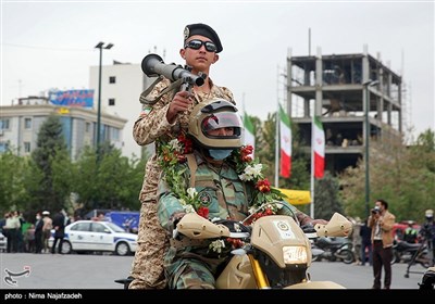 رژه روز ارتش جمهوری اسلامی ایران در مشهد 