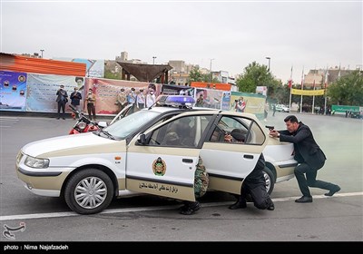 رژه روز ارتش جمهوری اسلامی ایران در مشهد 