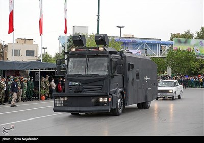 رژه روز ارتش جمهوری اسلامی ایران در مشهد