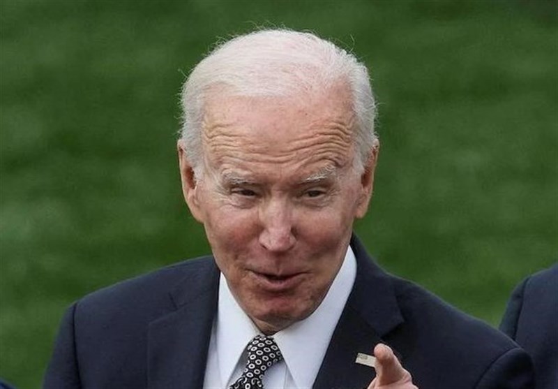 More Americans Disapprove of Biden’s Handling of Ukraine, Poll Shows