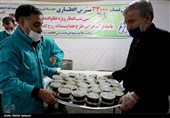 پخت و توزیع 33000 پرس افطاری در اصفهان + فیلم