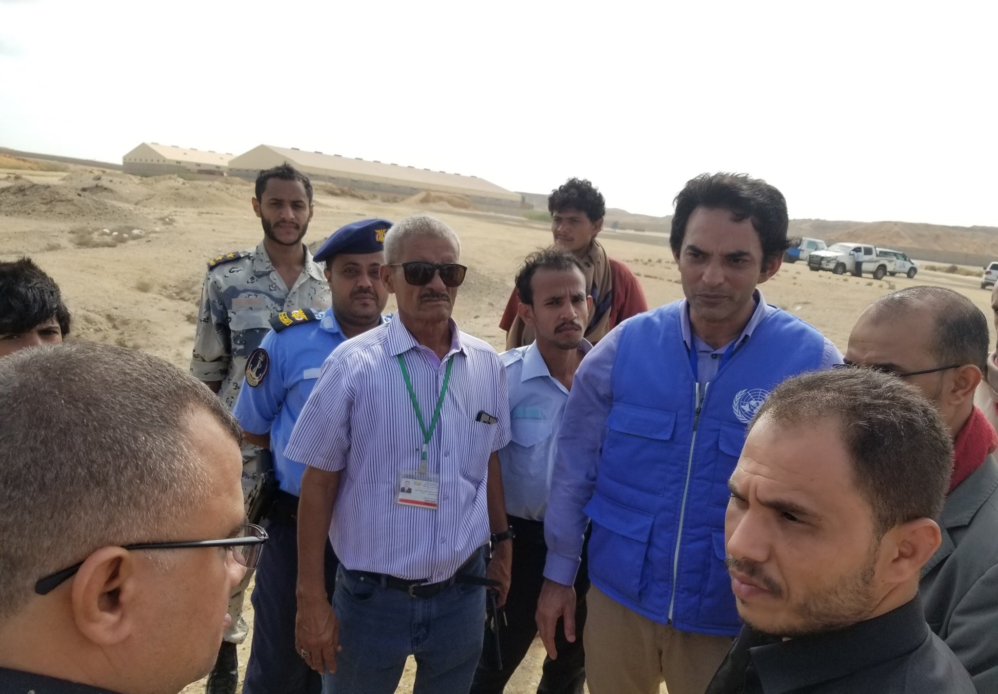 دولت نجات ملی یمن، 14 تبعه خارجی را آزاد کرد/ آزادی خدمه کشتی توقف‌شده امارات