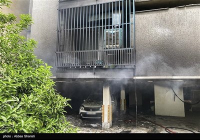 آتش سوزی در ساختمان مسکونی در خیابان میرزای شیرازی