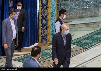 حضور علی لاریجانی در نمازجمعه تهران