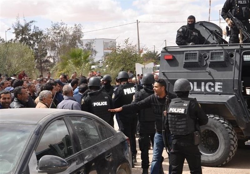 بازداشت 5 تروریست تکفیری در تونس