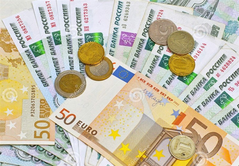 ارزش روبل در برابر یورو و دلار افزایش یافت