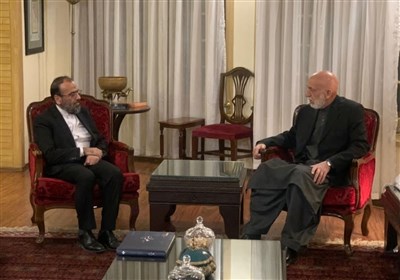  کرزی در دیدار مقامات ایرانی: تاکید رهبران حکومت سرپرست افغانستان بر رعایت اصول حسن همجواری است 