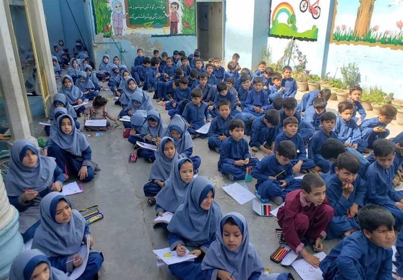 مدارس ابتدایی قندهار و برگزاری مسابقه نقاشی فلسطین