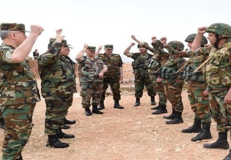بازید وزیر دفاع جدید سوریه از رزمندگان و مجروحان ارتش این کشور