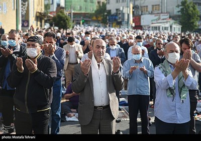 اقامه نماز عید فطر - میدان شهید طهرانی‌مقدم 