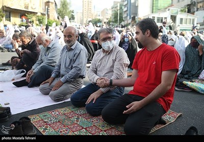 اقامه نماز عید فطر - میدان شهید طهرانی‌مقدم