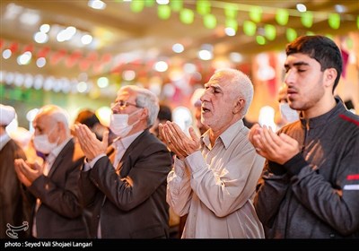 اقامه نماز عید سعید فطر در ساری 