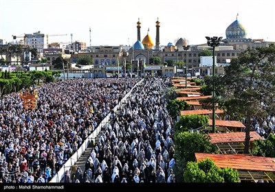 اقامه نماز عید سعید فطر در حرم حضرت عبدالعظیم حسنی(ع)