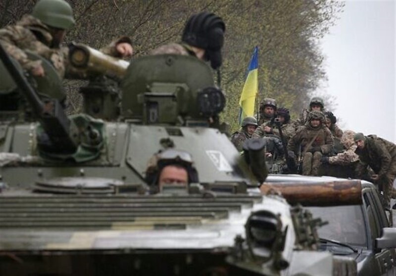 UK, NATO Warn of Long Ukraine War As Zelensky Visits Front Lines