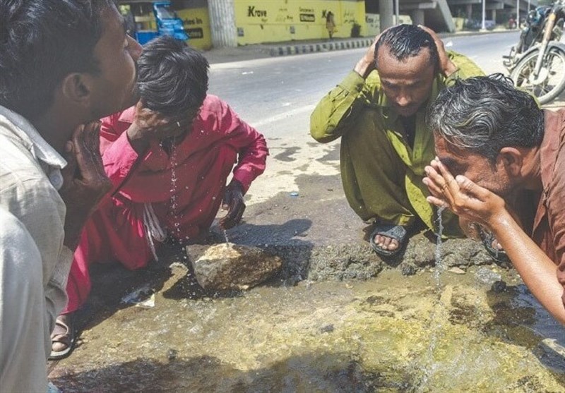 موج گرمای بی‌سابقه سبب مرگ هزاران نفر در هند و پاکستان می‌شود