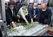 حضور وزیر کشور در گلزار شهدای کرمان به روایت تصویر