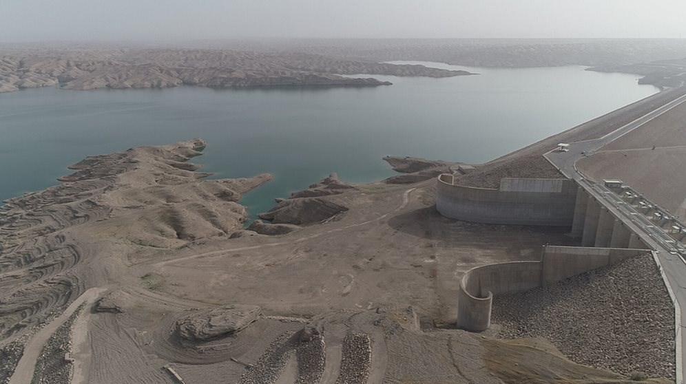 تصاویر جدید و هشدار آمیز از سد کرخه / کاهش بیش از 60 درصدی ذخیره آب در بزرگ‌ترین سد ایران 4