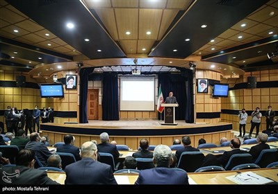 سخنرانی احمد وحیدی وزیر کشور در همایش مردمی سازی و توزیع عادلانه یارانه‌ها