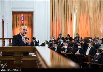 دیدار جمعی از معلمان و فرهنگیان با رئیس مجلس شورای اسلامی