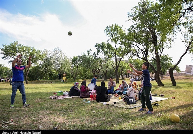 Daily COVID Death Toll Drops to 3 in Iran